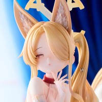 蔚蓝档案 一本好书 百合园圣娅