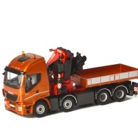 04-1167/2009 依维柯STRALIS HIGHWAY 8x4牵引卡车+法西1100随车起重机