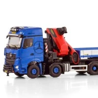 04-2203 梅赛德斯-奔驰AROCS MP5 BIG SPACE 8X4牵引卡车+帕尔菲格PK1650TEC随车起重机