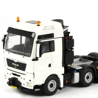 03-1038 man tgx xxl 8x4牵引卡车