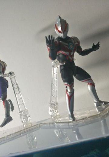 S.H.F Ultraman Orb Thunder Breaster