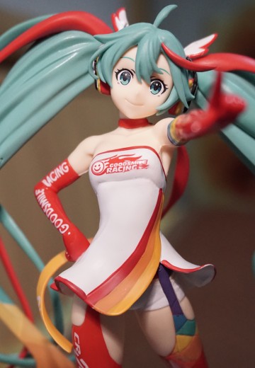 眼镜厂-赛车初音2016