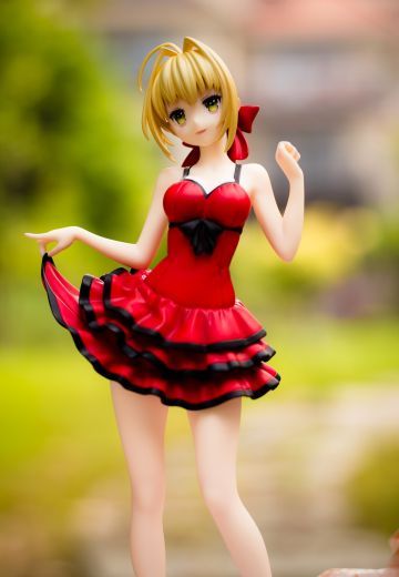FLARE 小红裙尼禄