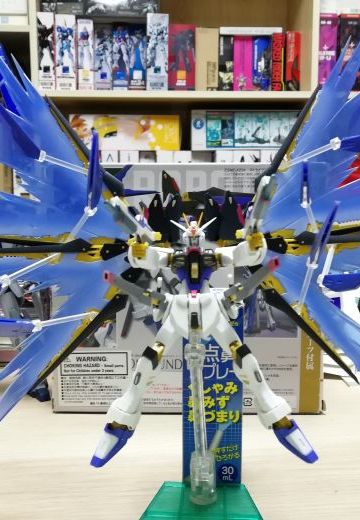 超有气势的光翼@ω@