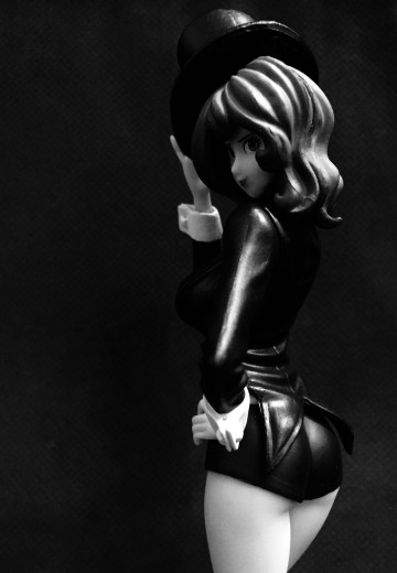 峰不二子 魔术师