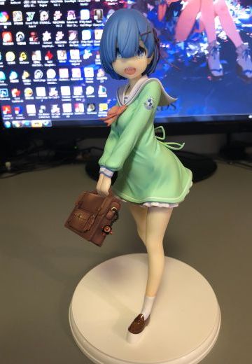 辣鸡角川！蕾姆真可爱，哧溜~