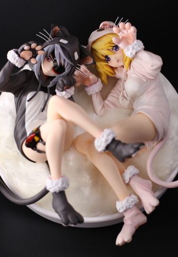 IS〈Infinite Stratos〉 夏洛特&拉芙拉 猫耳睡衣