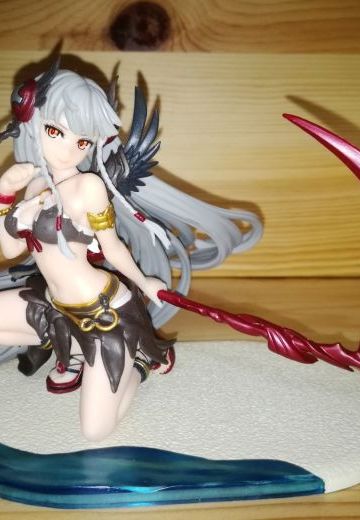 智龙迷城 雪白美姬