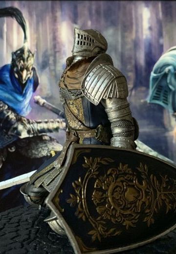 正义的太阳骑士也顶不住裙底的诱惑