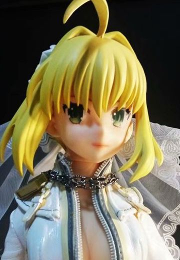 婚纱皇帝！唔母！！