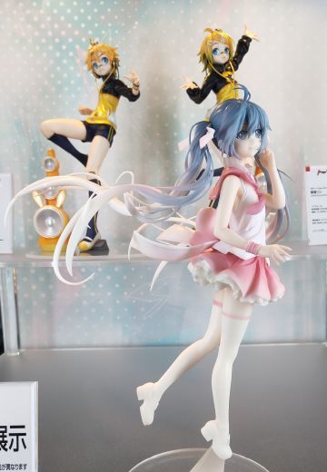 2819初音未来之月