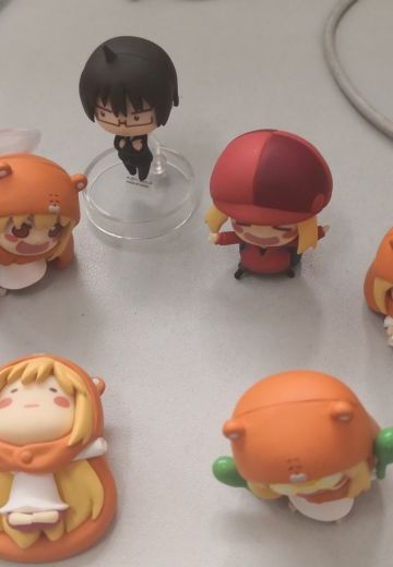 小埋盒蛋，一套八个，泳圈款重复了一个，一个隐藏款