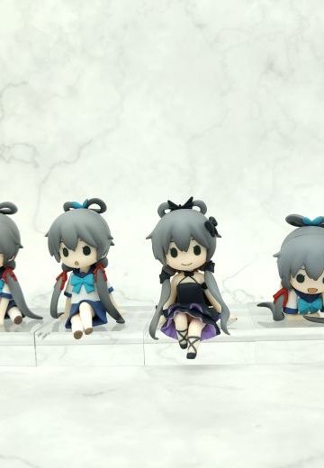 洛天依水手服盒蛋