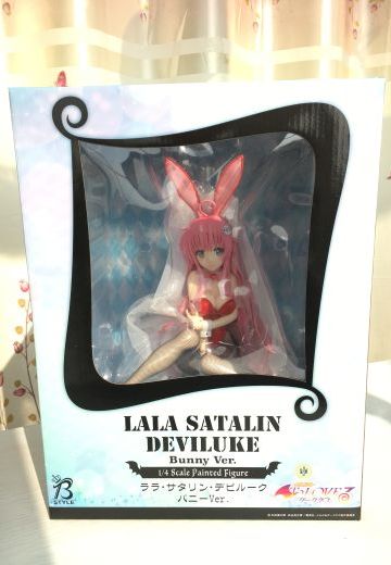 菈菈・萨塔琳・戴比路克 兔女郎