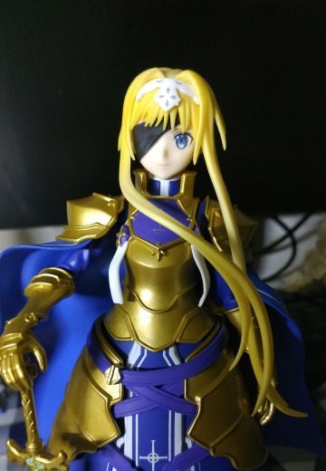 实物的脸比最开始的官图好