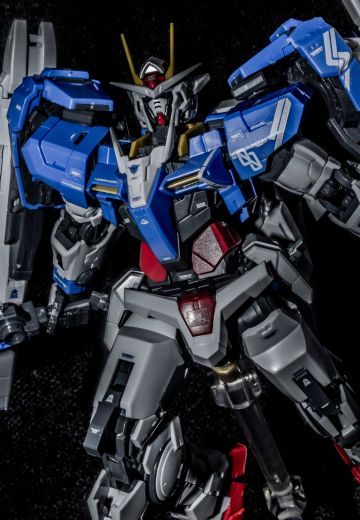 00RAISER