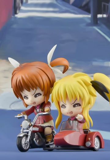 我们不做魔法少女了！