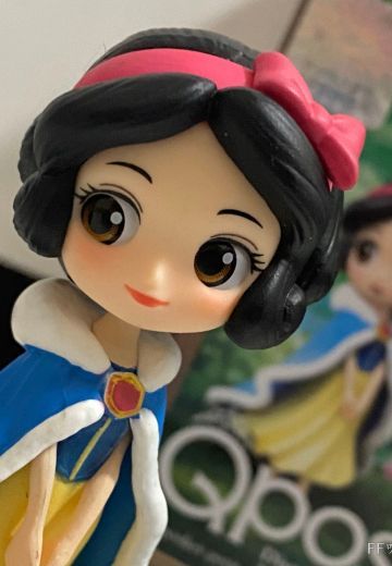  Posket petit 眼镜厂 迪士尼公主 白雪公主 冬装