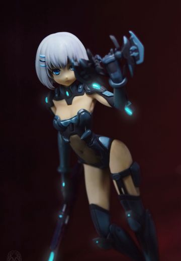 Griffon 鸢一折纸