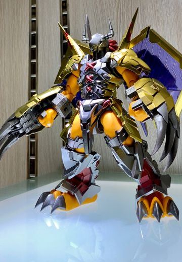 渣喷，战斗暴龙兽