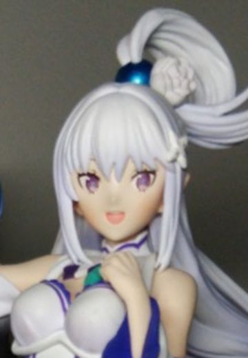 你又把我的头安在别的女人身上了吧？