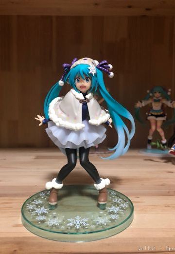 好看  看着她就觉得开心