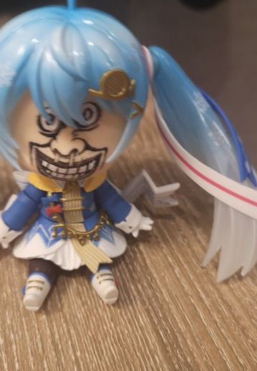 雪初音超可爱的（滑稽）