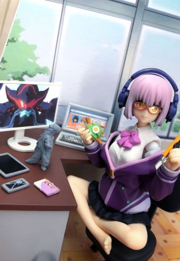 配件虽多可惜是拿钱换的，看在好看的份上不计较了