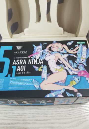 入坑女神装置的第一作