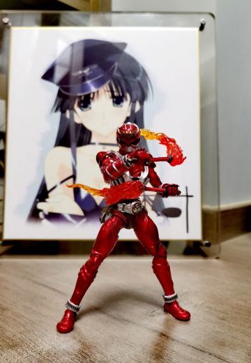 万代真骨雕 响鬼红