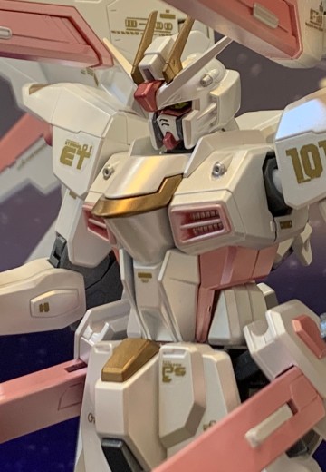 B社 1:144 hg 新生自由