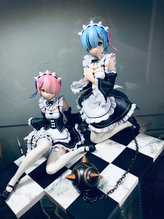 Revolve 雷姆X拉姆 再版