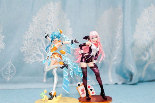 初音未来 橙花Ver & 巡音流歌 诱惑Ver