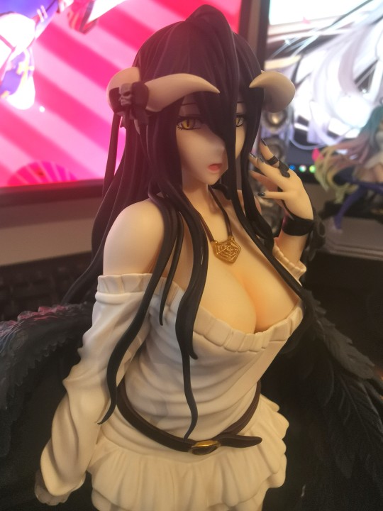 UC 雅儿贝德_私服