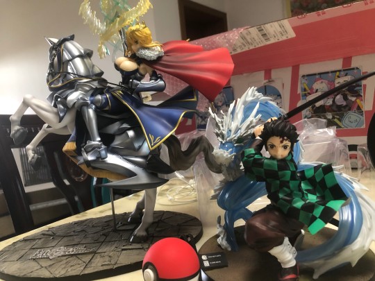 还是好看的，就是有点小