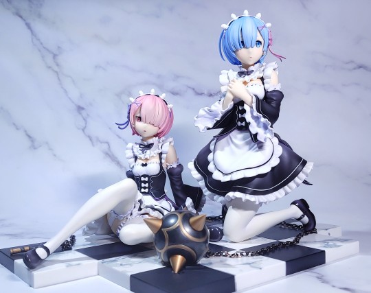 Revolve 雷姆&拉姆 电击特典再贩版本