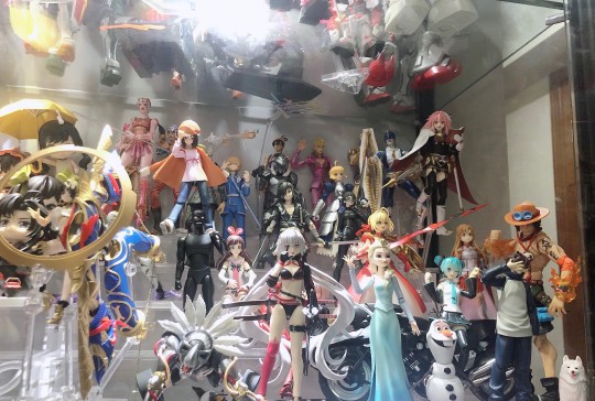 figma越来越贵了买不起了