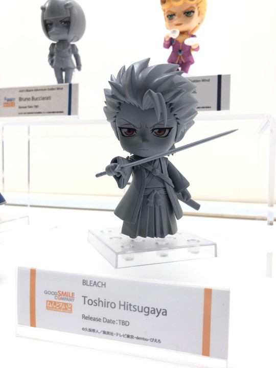 灰模首展，美国AX