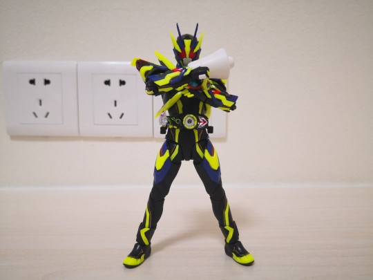 SHF 闪突u咩