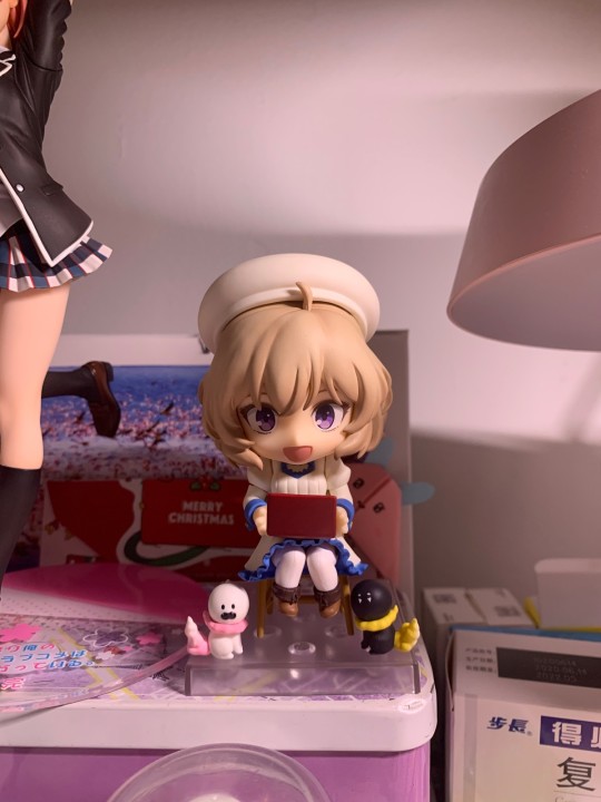 这只粘土人的魔法盘要把内盒整个拿出来，贴在背面