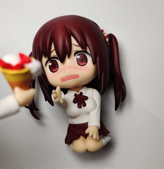 海老名 与 不爽喵