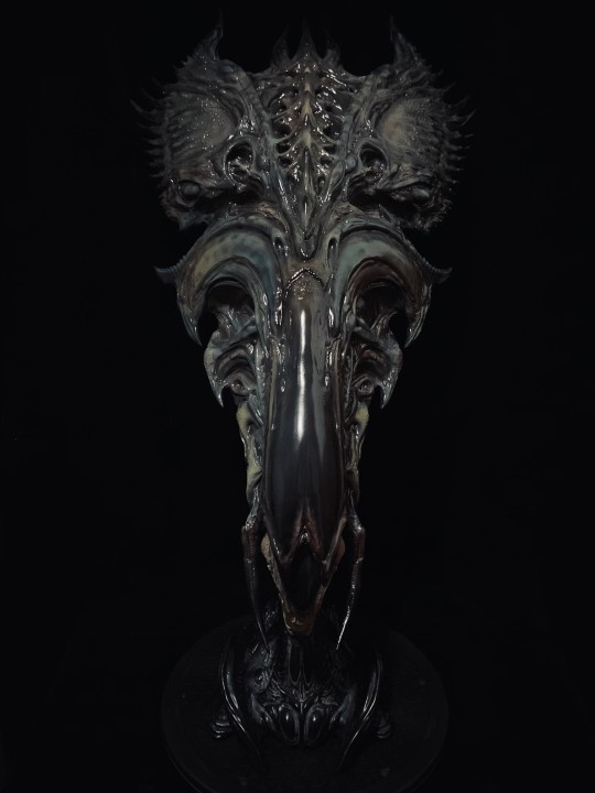 Side show ：Legendary Scale Alien Queen