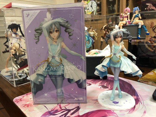 分队礼服的兰子也够可爱了