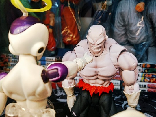 强大才是正义，强大才是绝对！