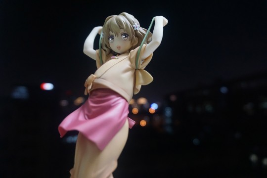 从下往上看，这个嘴巴太恐怖，角度限定