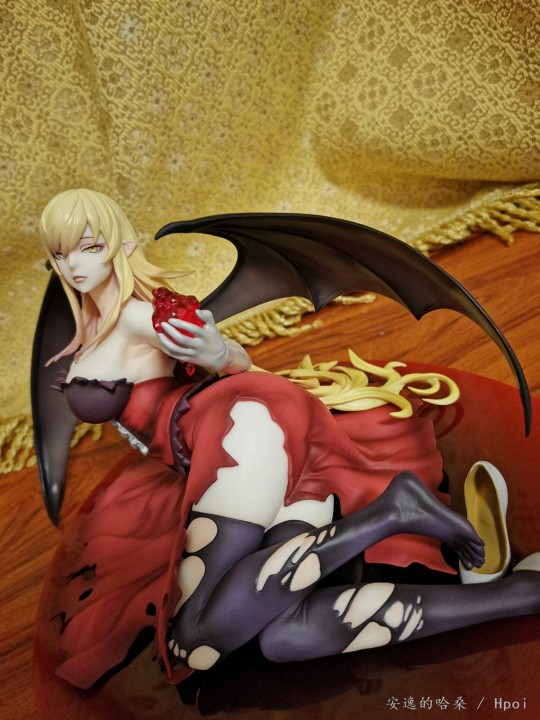 bellfine 伤物语 忍野忍 手办