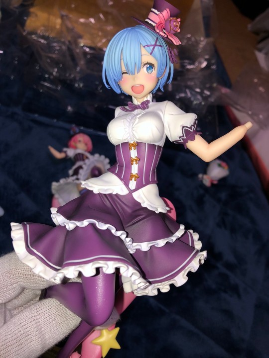 雷姆拉姆生日手办 转推 侵删