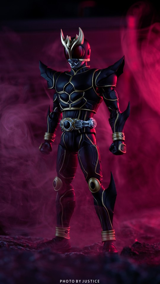 真骨雕制法 Masked Rider Kuuga Ultimate