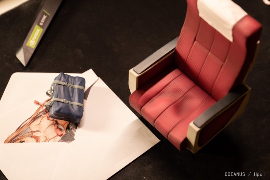 这小桌板还能动？！