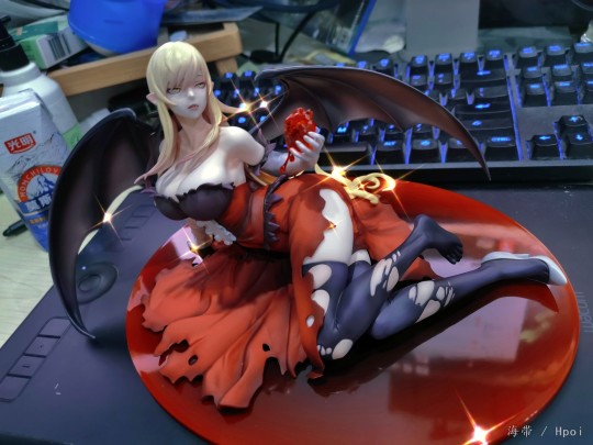 姬丝秀忒  忍野忍